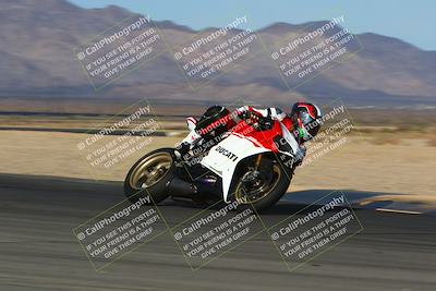 media/May-14-2022-SoCal Trackdays (Sat) [[7b6169074d]]/Turn 8 (740am)/